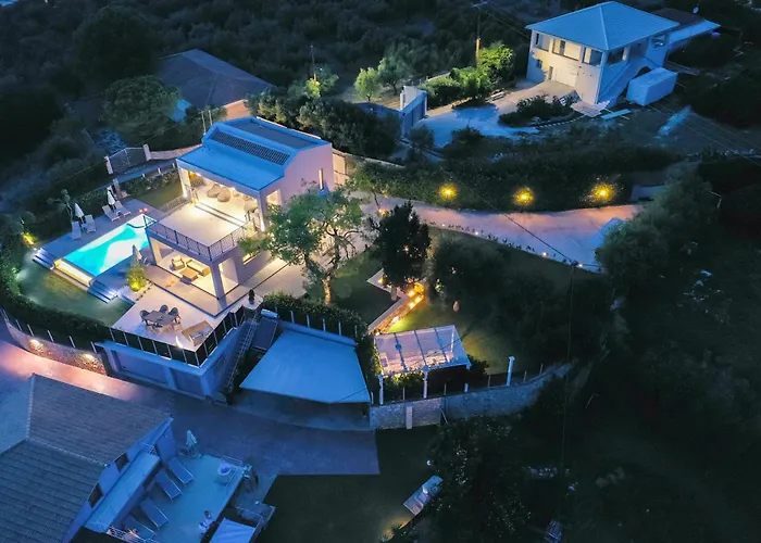 Villa Nick Art